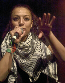 p010_ph01.jpg