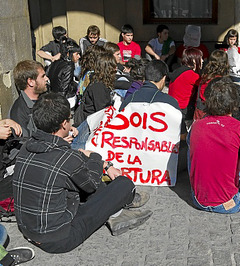 p006_ph02_26862.jpg p006_ph02_26862.jpg