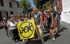 p006_01_aek.jpg p006_01_aek.jpg
